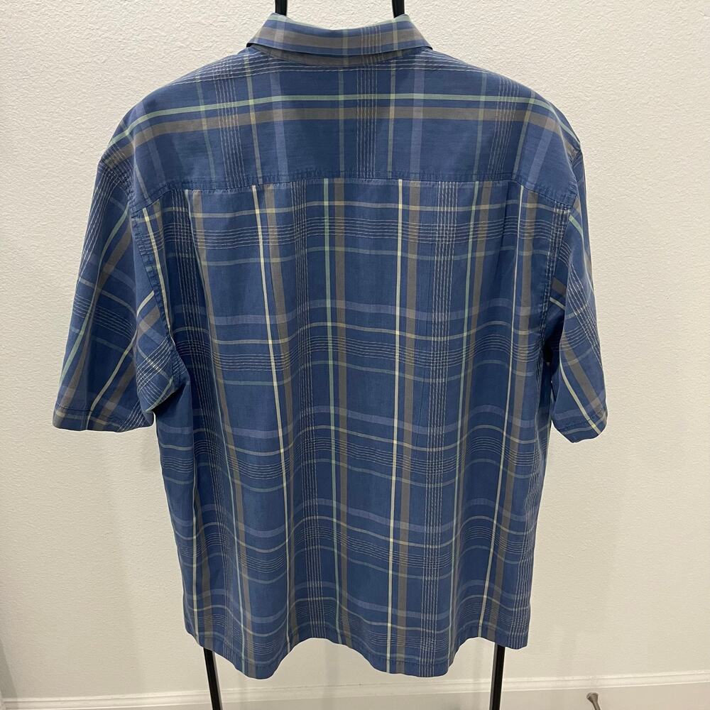 Tommy Bahama Men's Large Blue Plaid Original Fit Button Up Camp Shirt - Picture 2 of 4